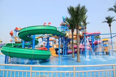 Εμπορική μέση πλατφόρμα παιδικών χαρών Aqua σπιτιών νερού με τη φωτογραφική διαφάνεια νερού για το πάρκο νερού