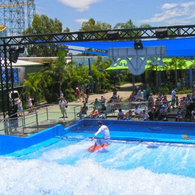 Προσομοιωτής Σερφ για Υδάτινο Πάρκο Flowrider με 160-240 Αναβάτες ανά Ώρα, Μηχανή Σερφ 37KW και Δεξαμενή 150.000 Λίτρων