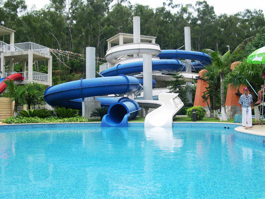 Η σπειροειδής φωτογραφική διαφάνεια Waterpark, πάρκο νερού FRP γλιστρά/φωτογραφική διαφάνεια νερού Cuustomized για το γιγαντιαίο πάρκο Aqua