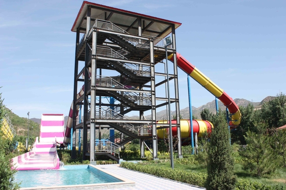 Γιγαντιαίος εξοπλισμός πάρκων Aqua που διεγείρει τη λίμνη Waterslides Swwiming για το πάρκο νερού