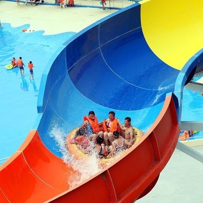 Γιγαντιαίο φίμπεργκλας Waterslides πισινών διέγερσης εξοπλισμού πάρκων Aqua για τους ενηλίκους