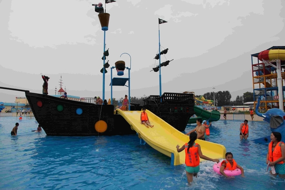 Εξοπλισμός πάρκων νερού παιχνιδιού Aqua πειρατών/προσαρμοσμένο σκάφος πειρατών φίμπεργκλας