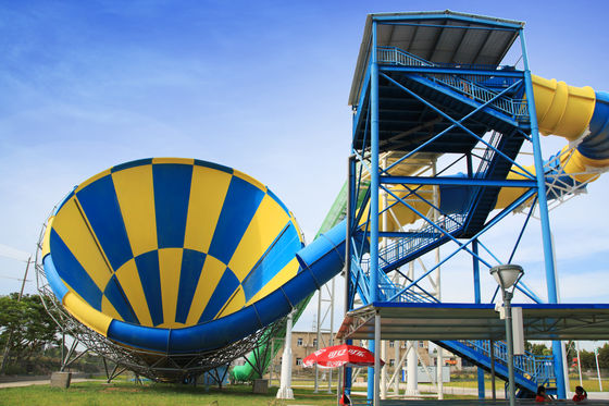 Αστεία γιγαντιαία έξοχη φωτογραφική διαφάνεια νερού ανεμοστροβίλου, ικανότητα 720 αναβάτες ανά ώρα για το πάρκο Aqua